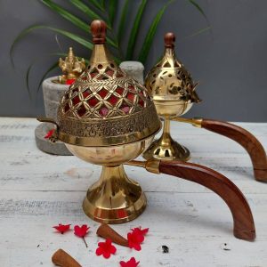 Dhoop Stands