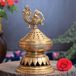 Dhoop Stands