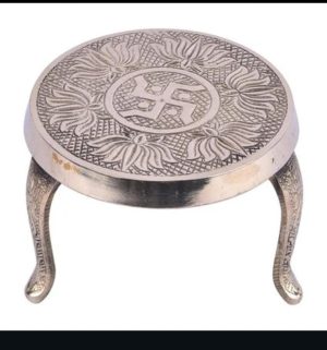 3 Leg Round God Stool