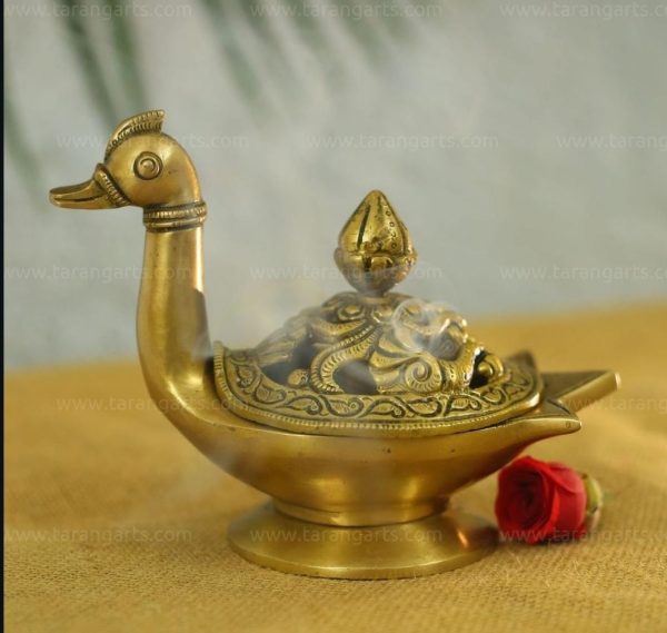 Brass Swan Doopam
